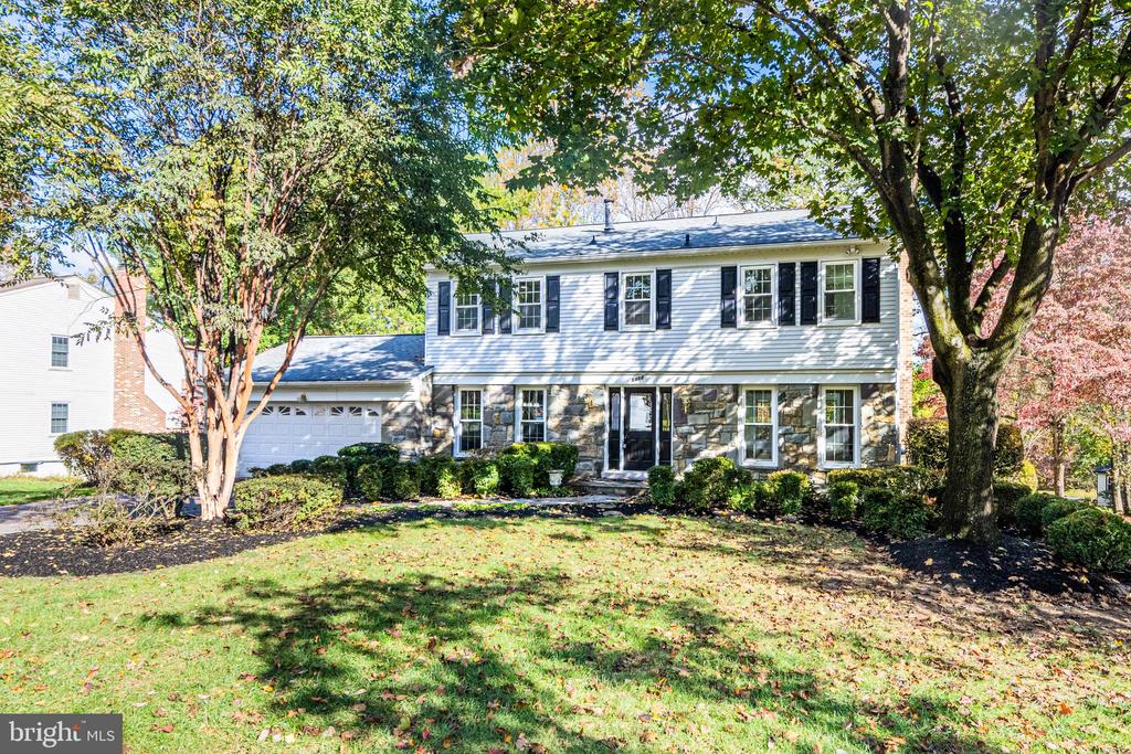 5002 CASTLE MOOR DRIVE