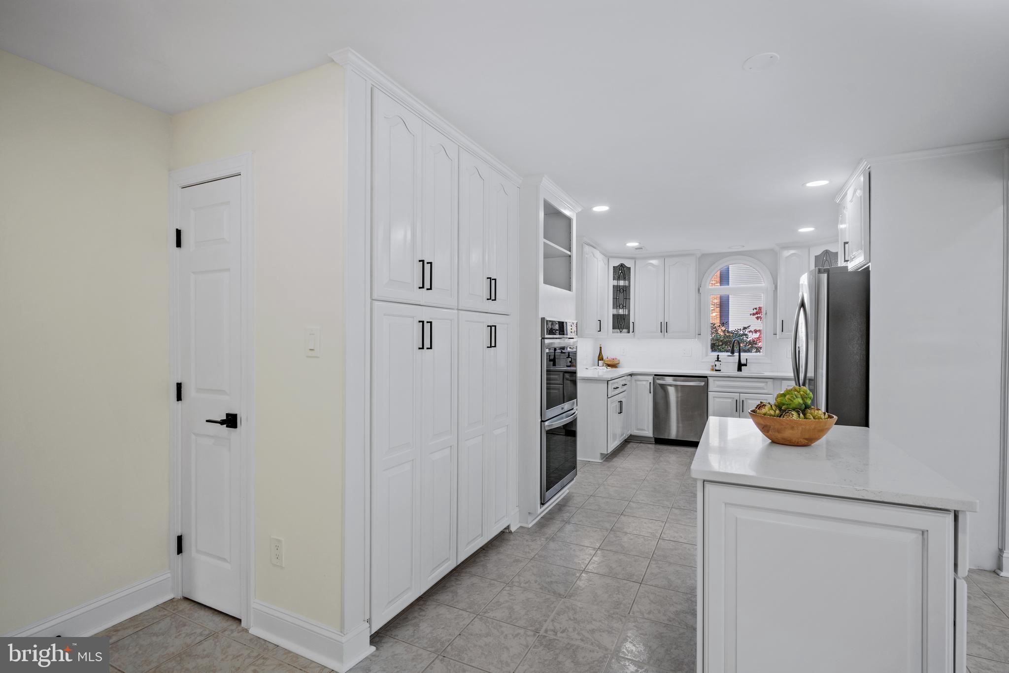 5002 CASTLE MOOR DRIVE