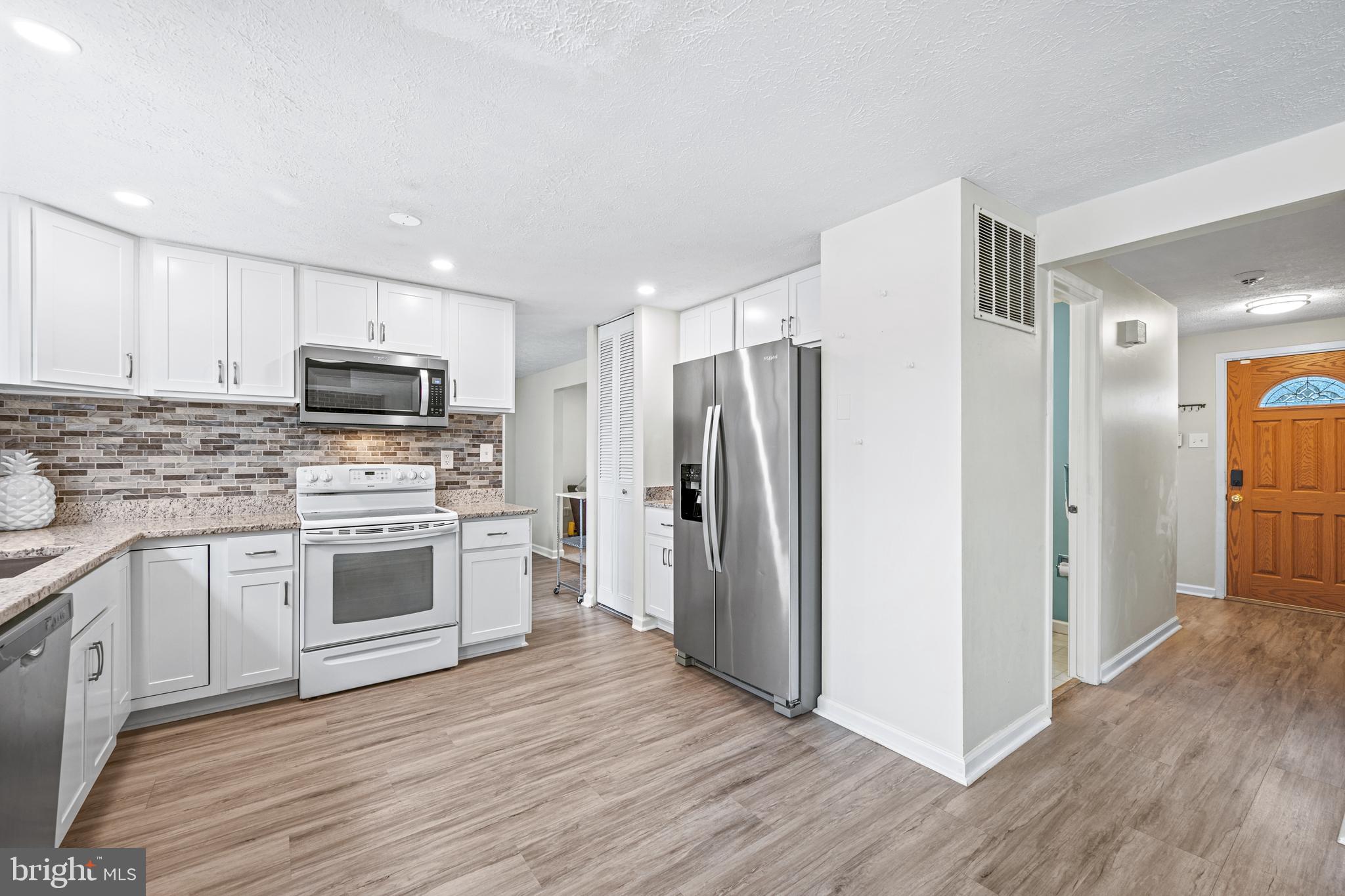 10122 CAPE ANN DRIVE