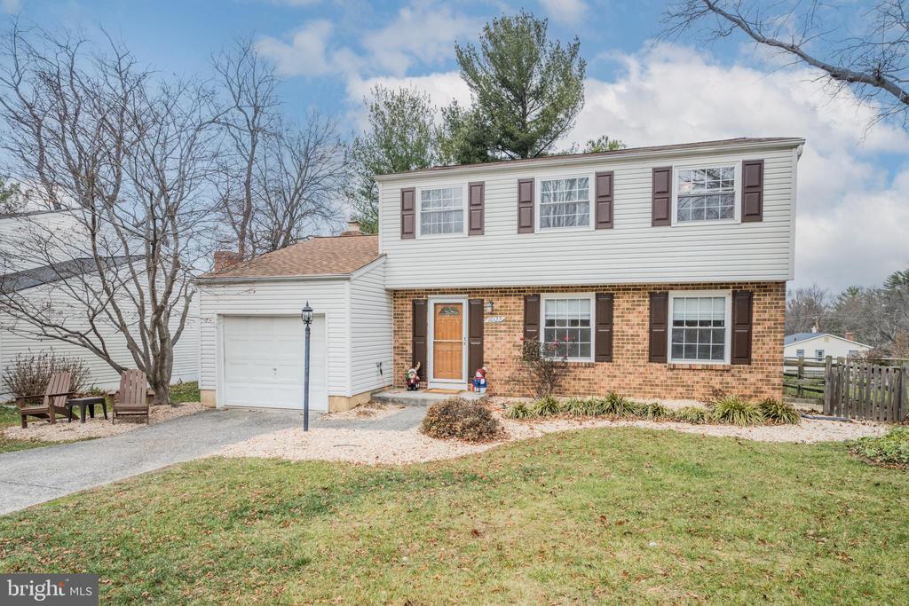 10122 CAPE ANN DRIVE