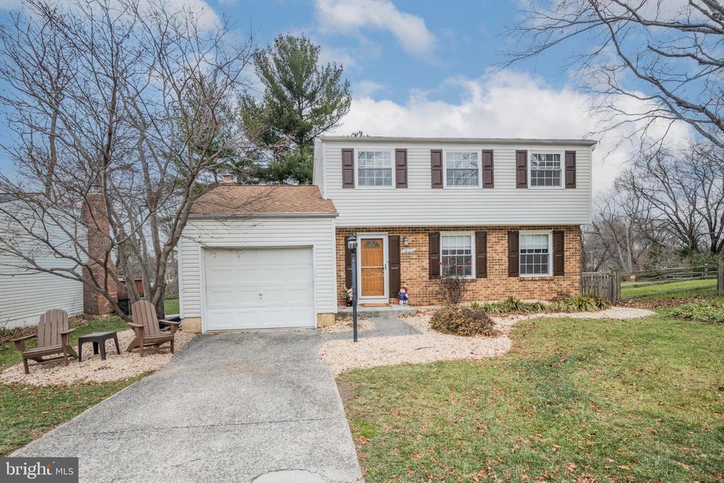 10122 CAPE ANN DRIVE