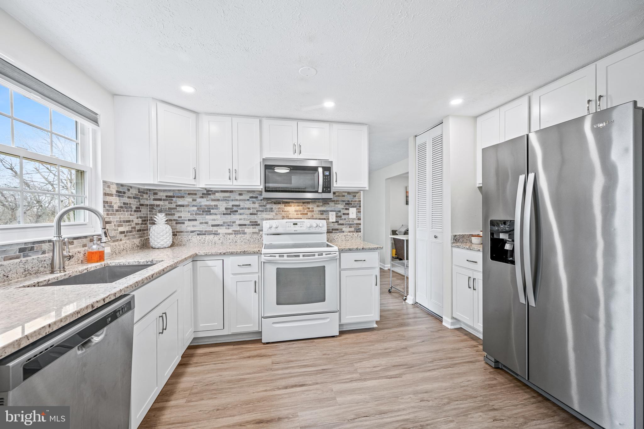 10122 CAPE ANN DRIVE