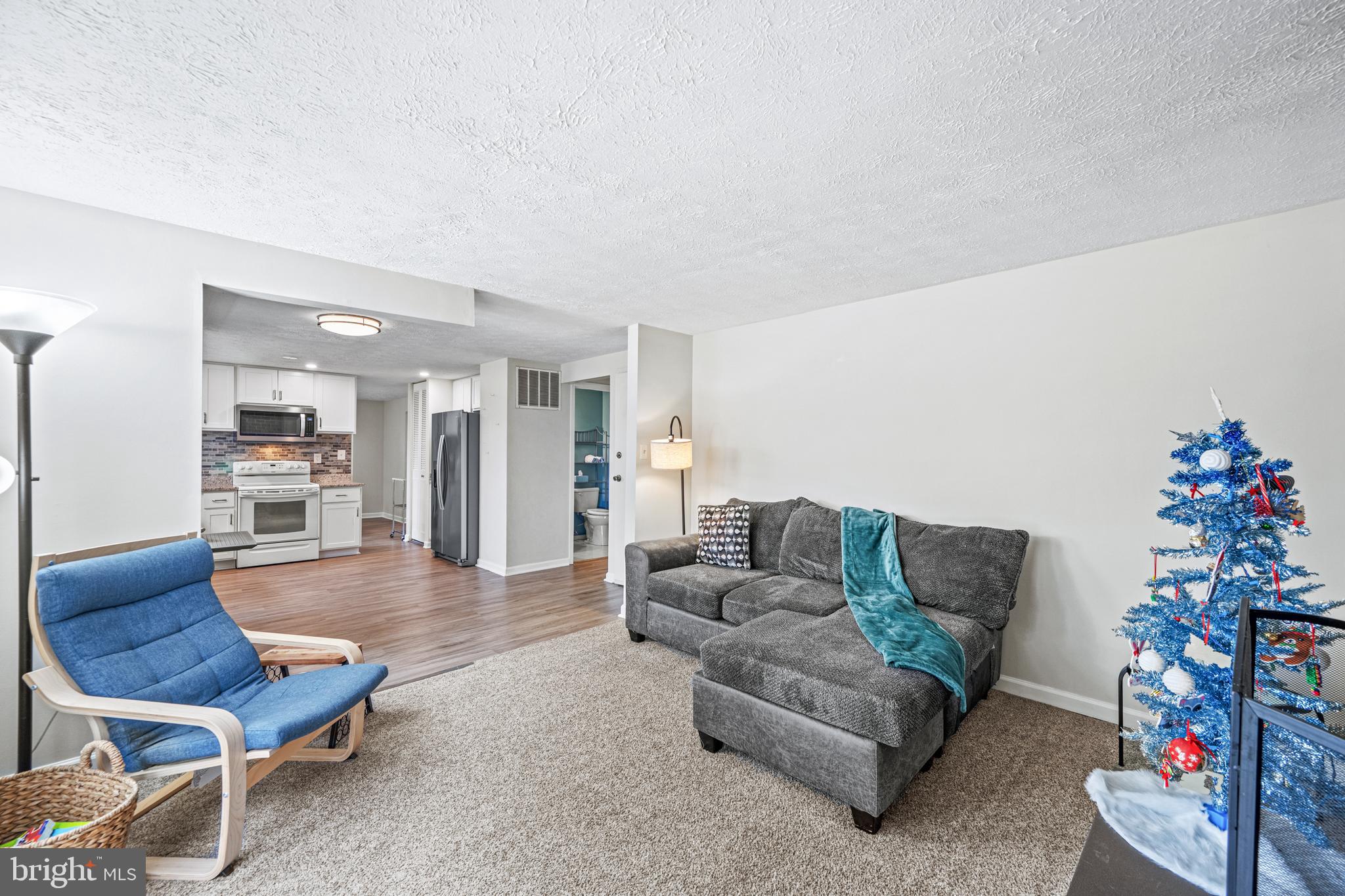 10122 CAPE ANN DRIVE