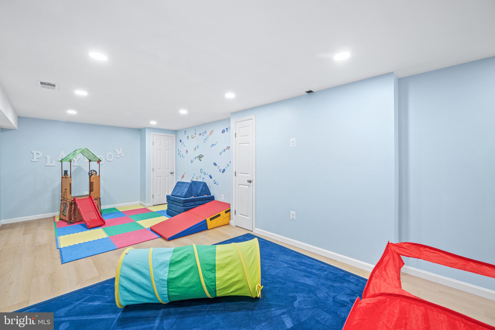 10122 CAPE ANN DRIVE