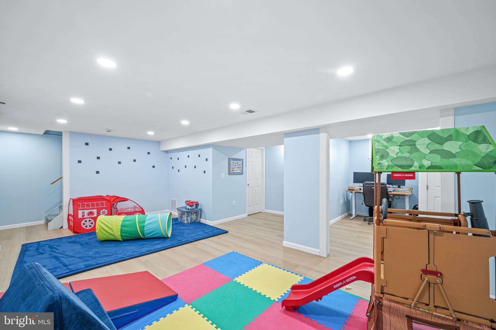 10122 CAPE ANN DRIVE