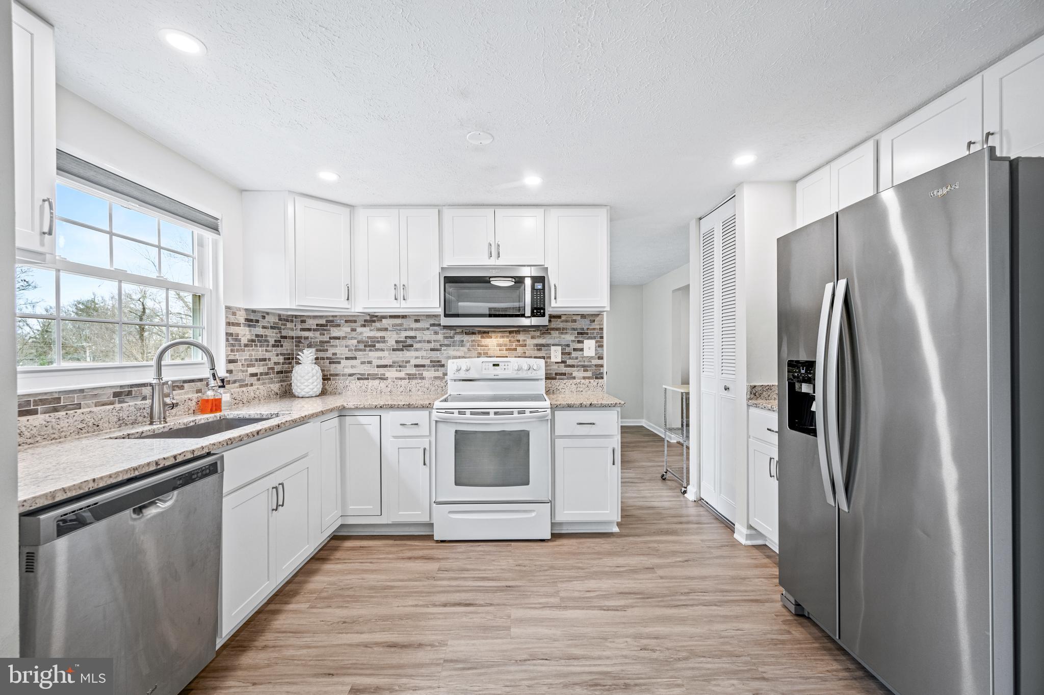 10122 CAPE ANN DRIVE