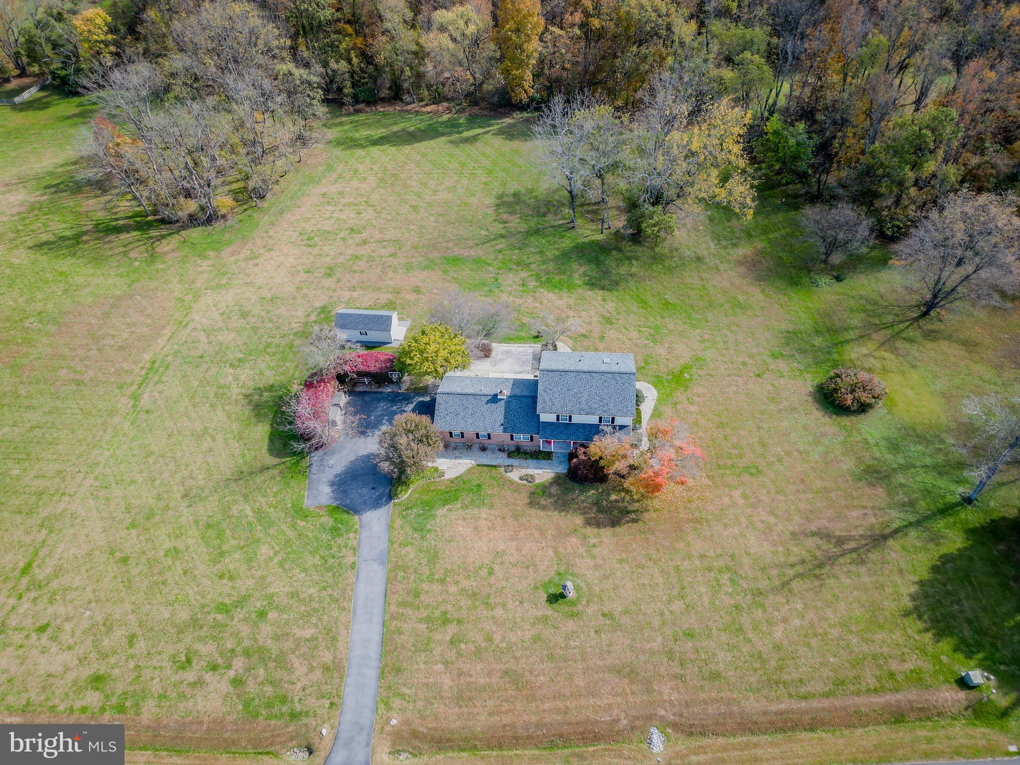 3211 HAYLOFT COURT