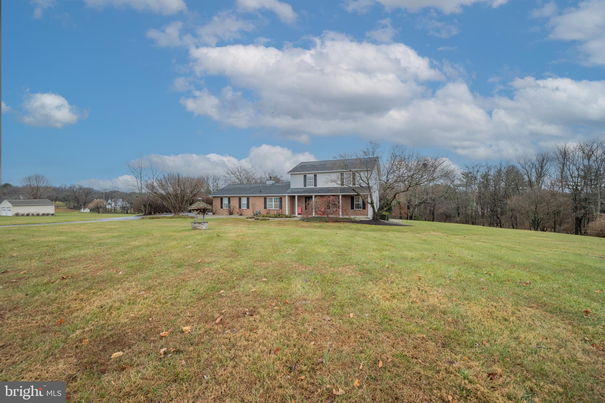 3211 HAYLOFT COURT