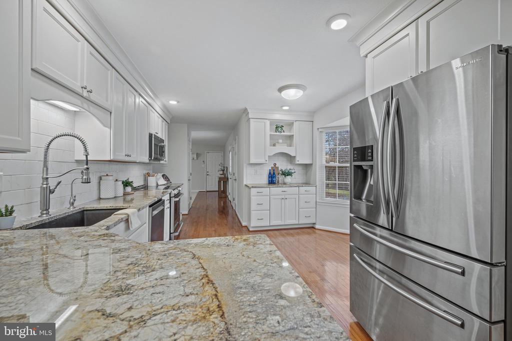 3211 HAYLOFT COURT