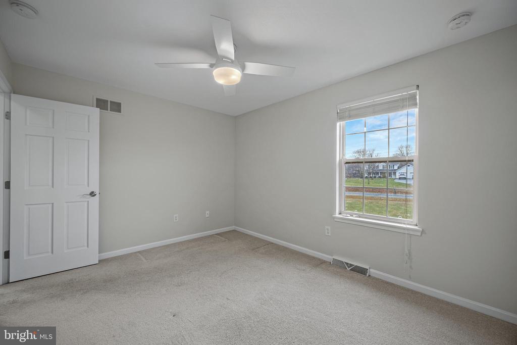 3211 HAYLOFT COURT