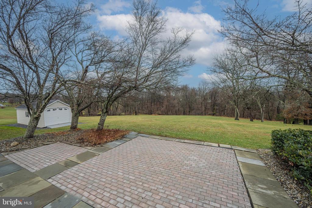 3211 HAYLOFT COURT