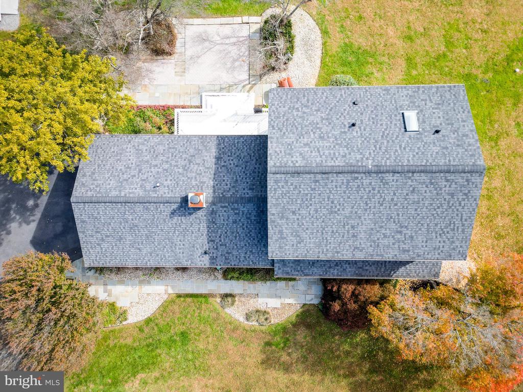 3211 HAYLOFT COURT
