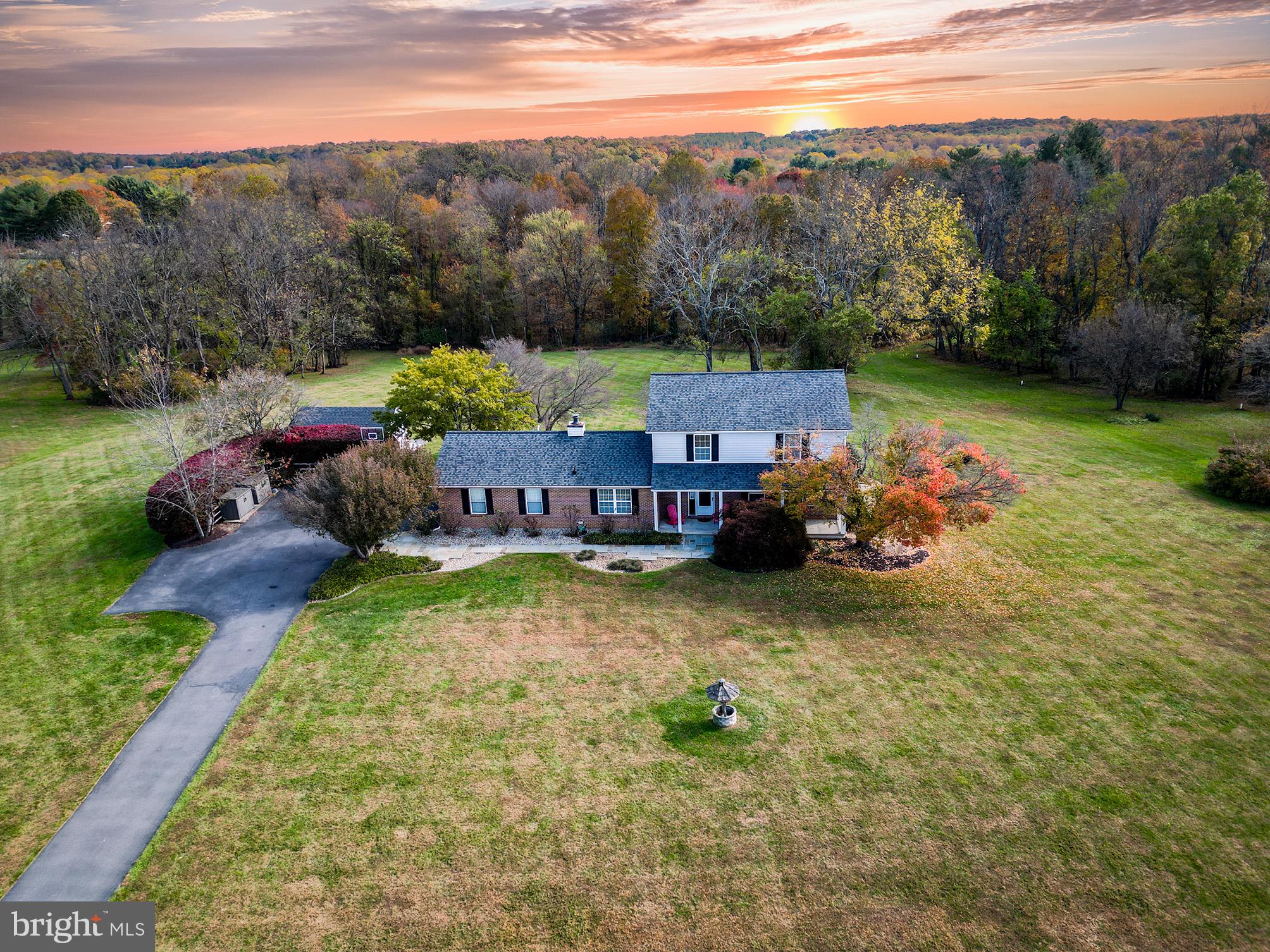 3211 HAYLOFT COURT