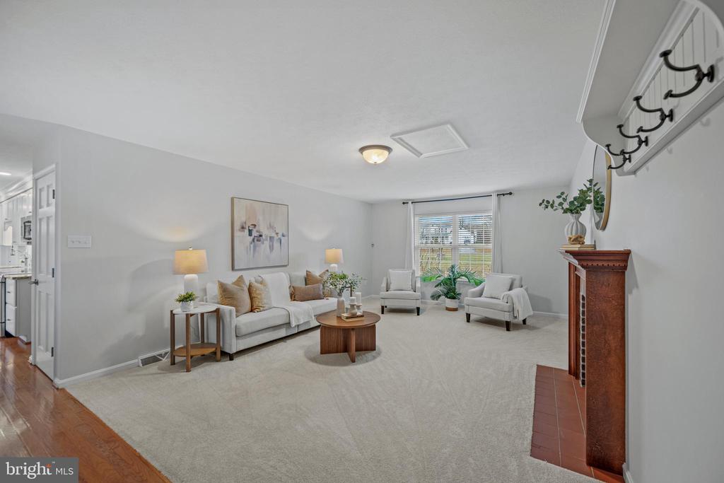 3211 HAYLOFT COURT
