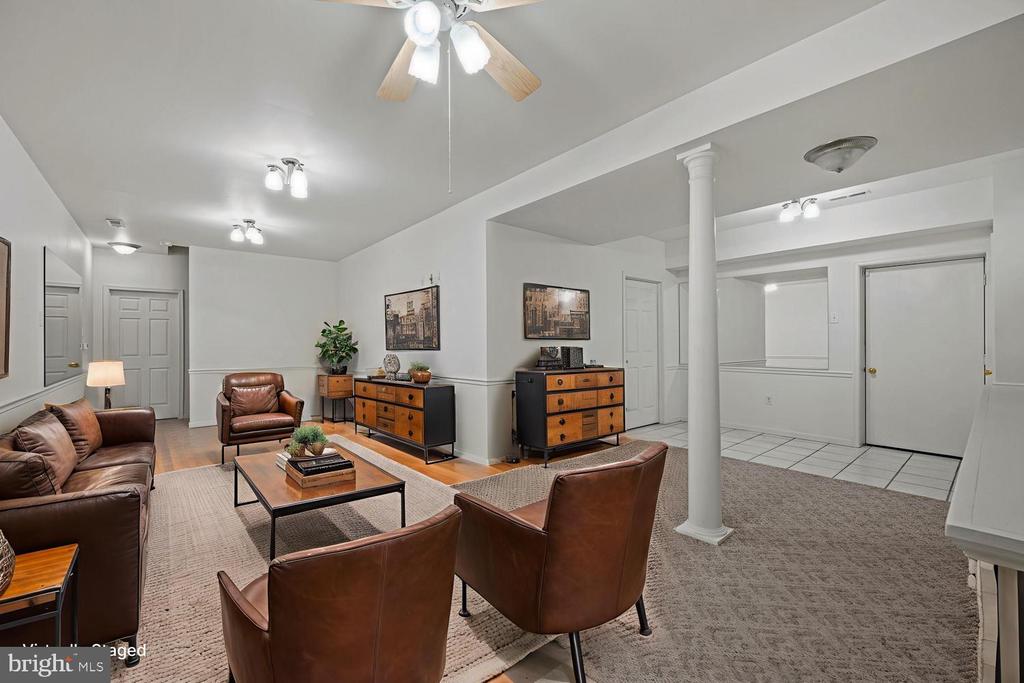 3211 HAYLOFT COURT