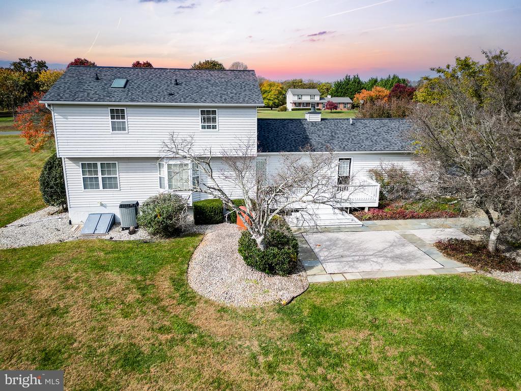 3211 HAYLOFT COURT