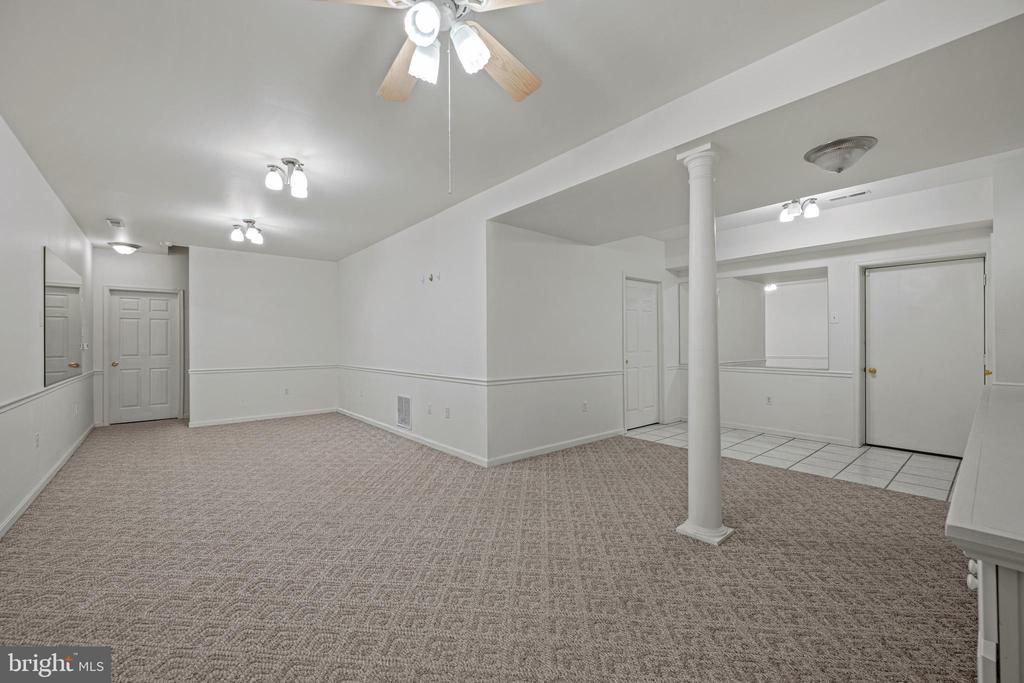 3211 HAYLOFT COURT