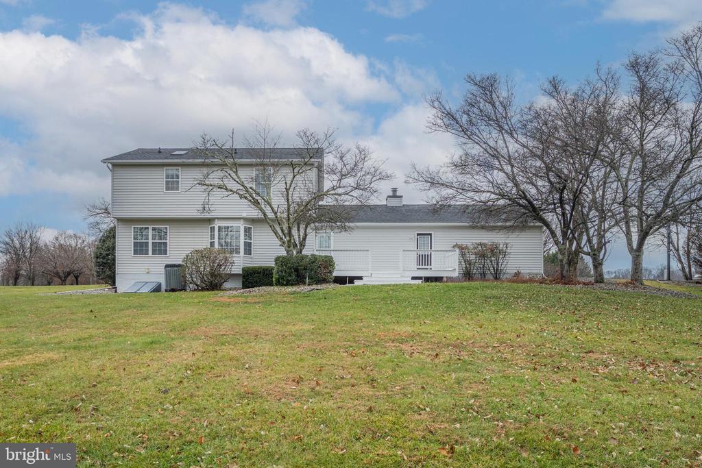 3211 HAYLOFT COURT