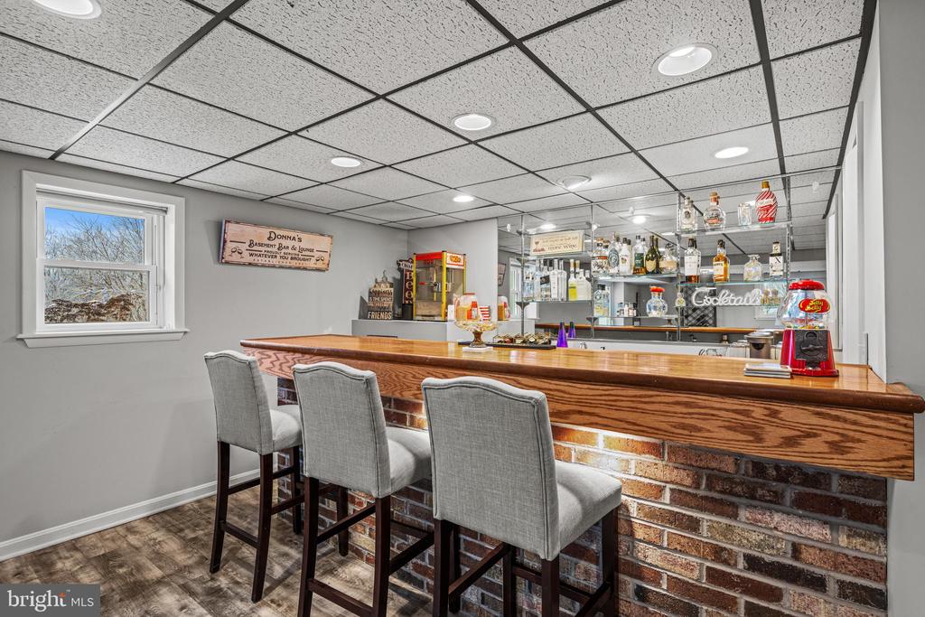 987 OLD WOODBINE RD