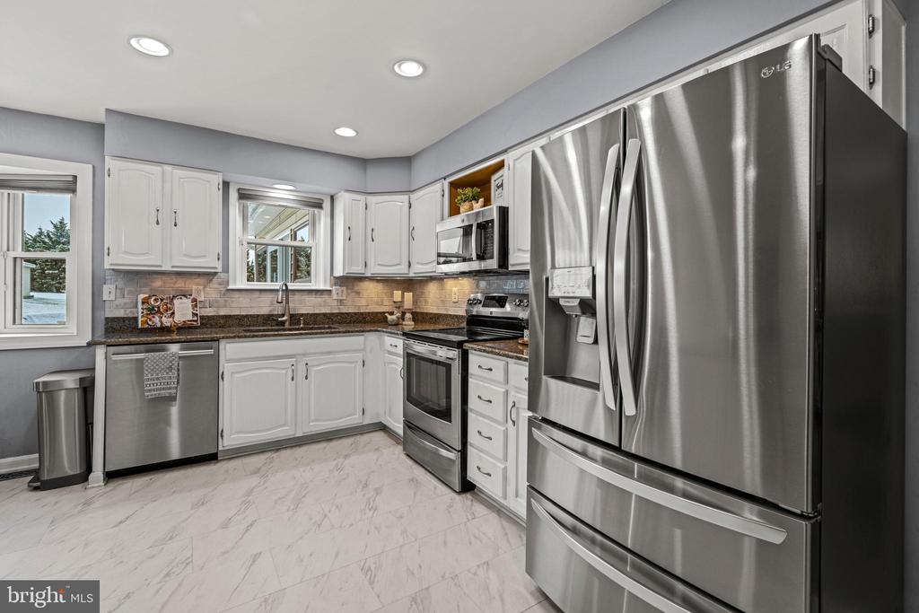 987 OLD WOODBINE RD