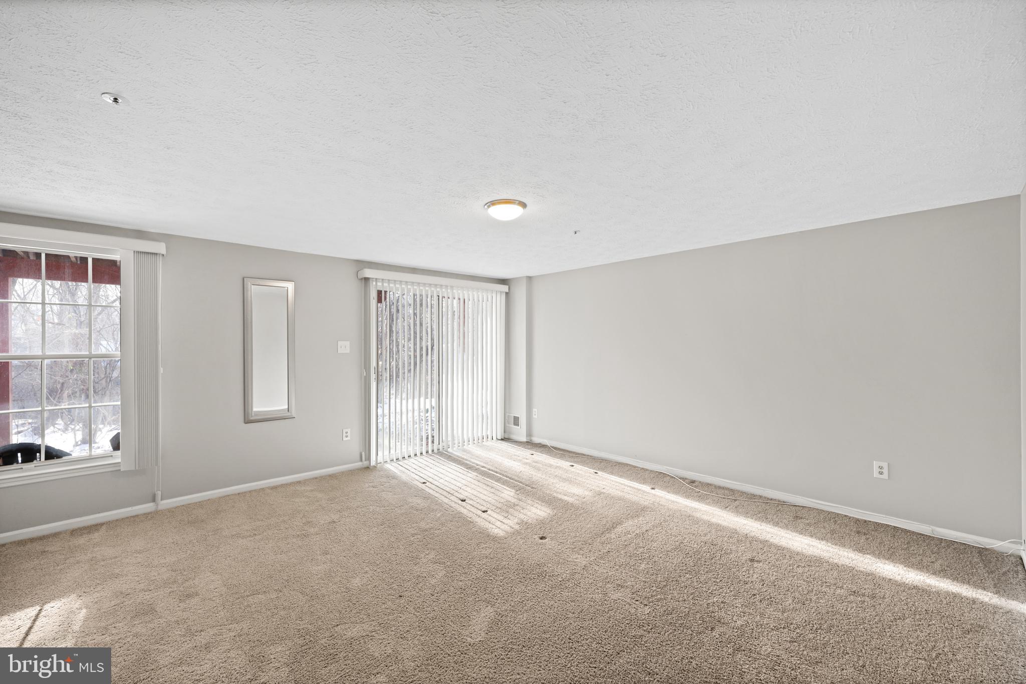 6076 LAUREL WREATH WAY 20