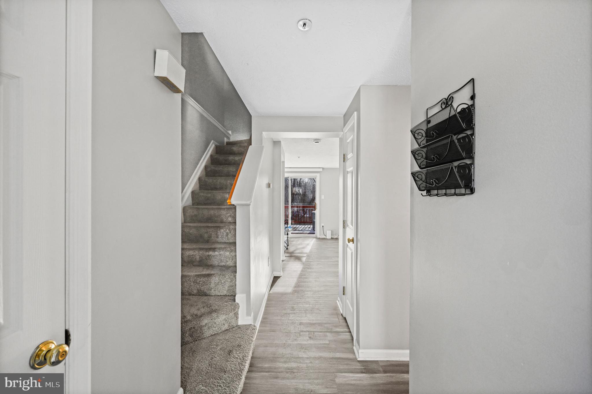 6076 LAUREL WREATH WAY 20