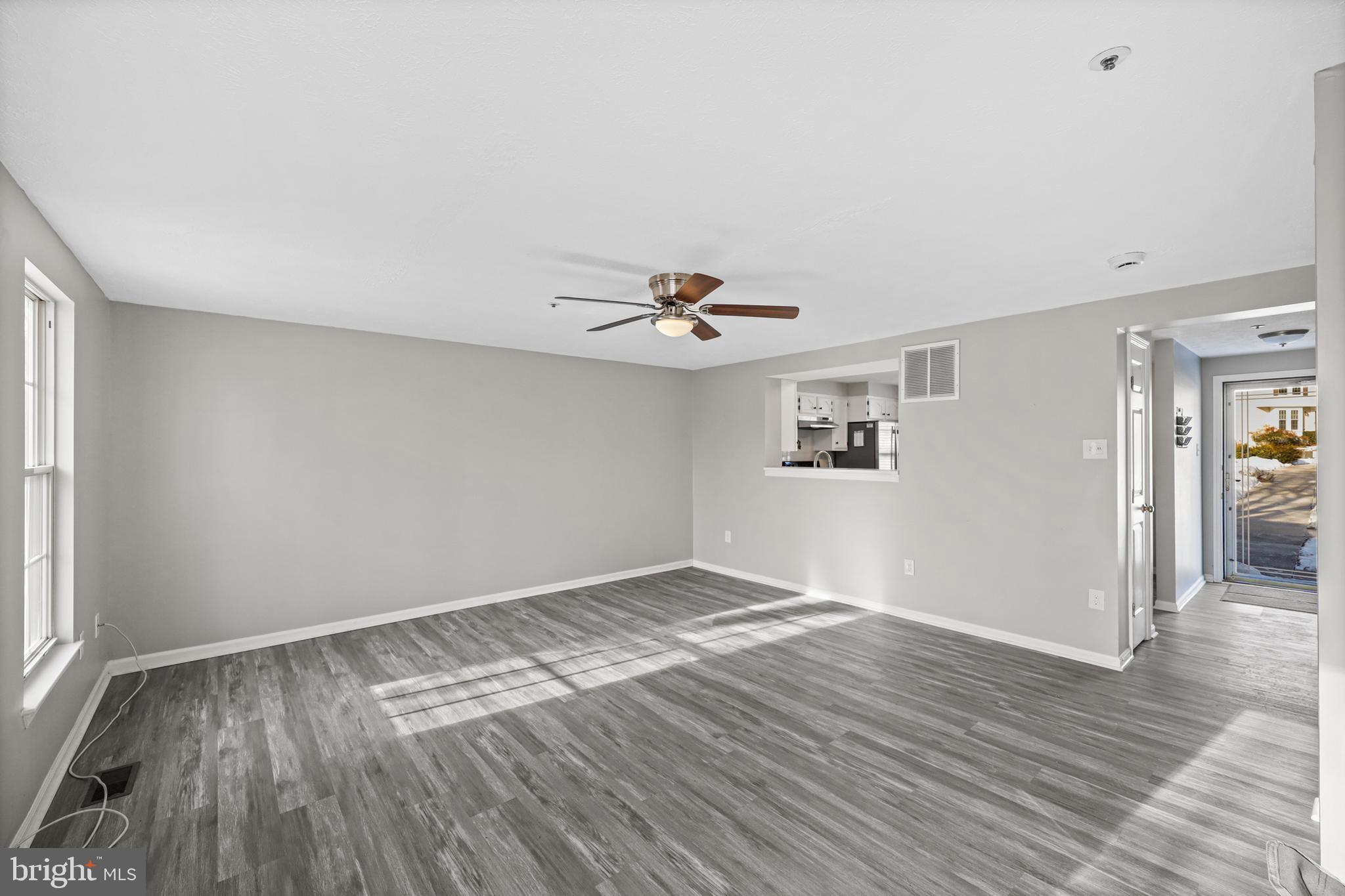 6076 LAUREL WREATH WAY 20