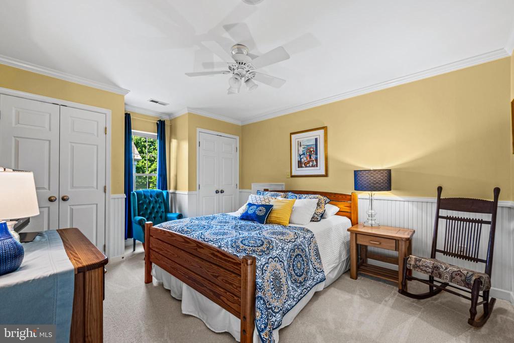 7148 COLLINGWOOD COURT