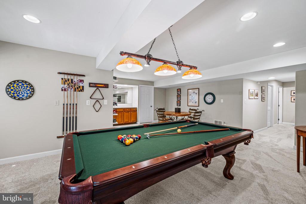 7148 COLLINGWOOD COURT