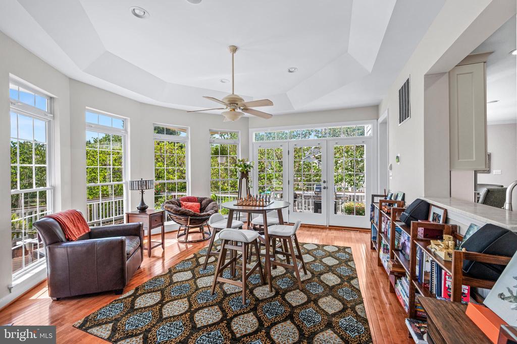 7148 COLLINGWOOD COURT