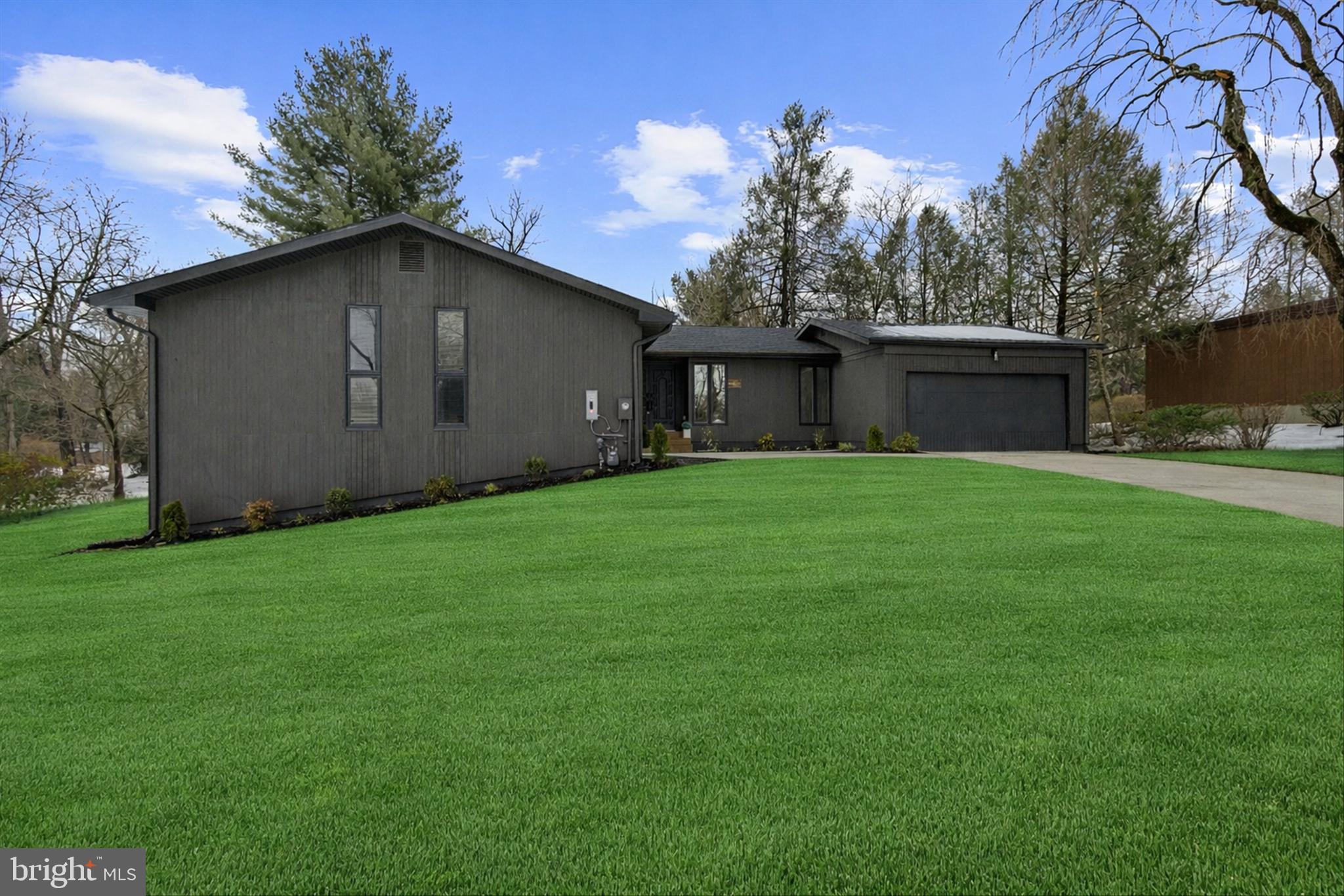 10148 PASTURE GATE LANE