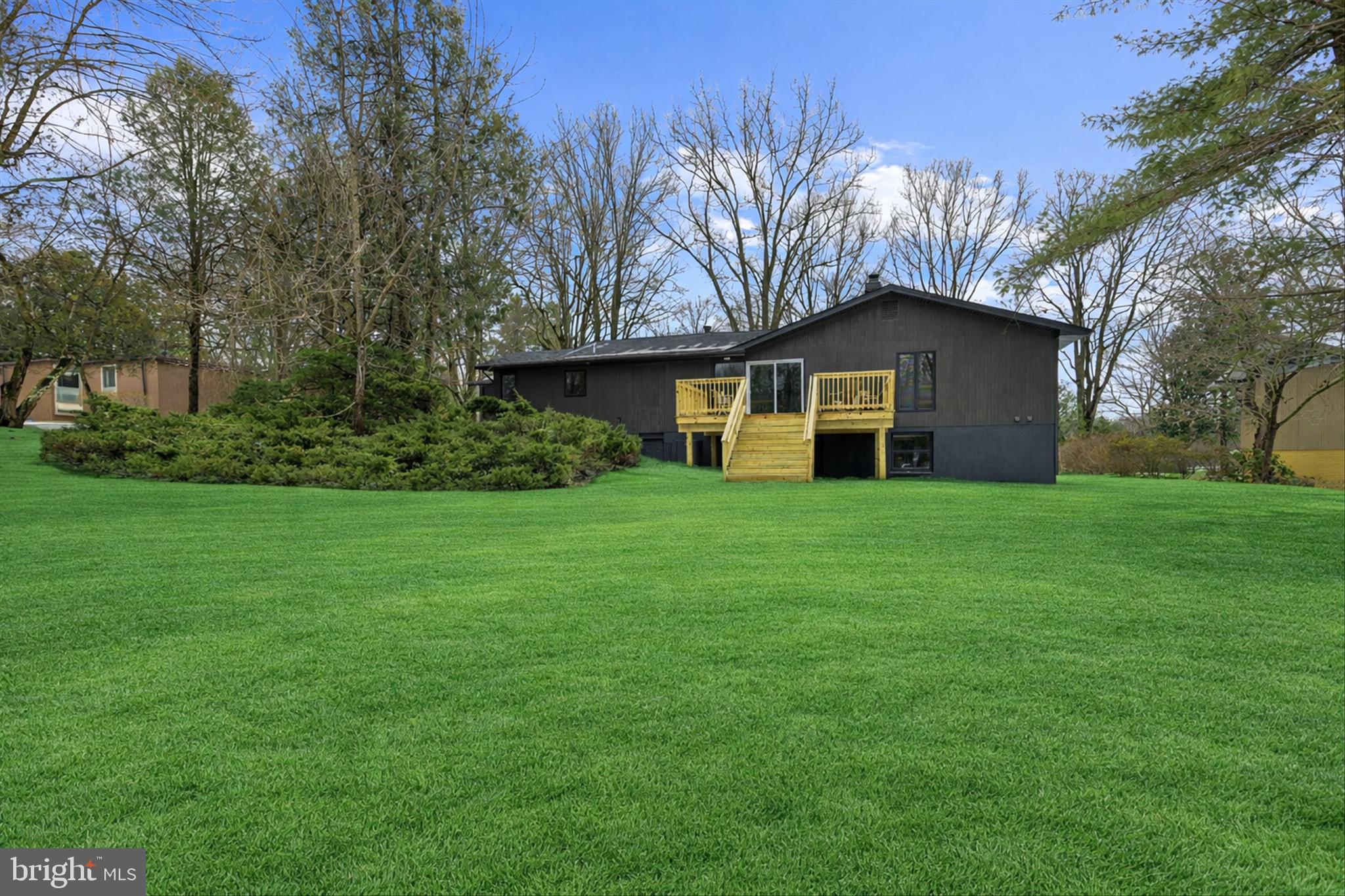 10148 PASTURE GATE LANE