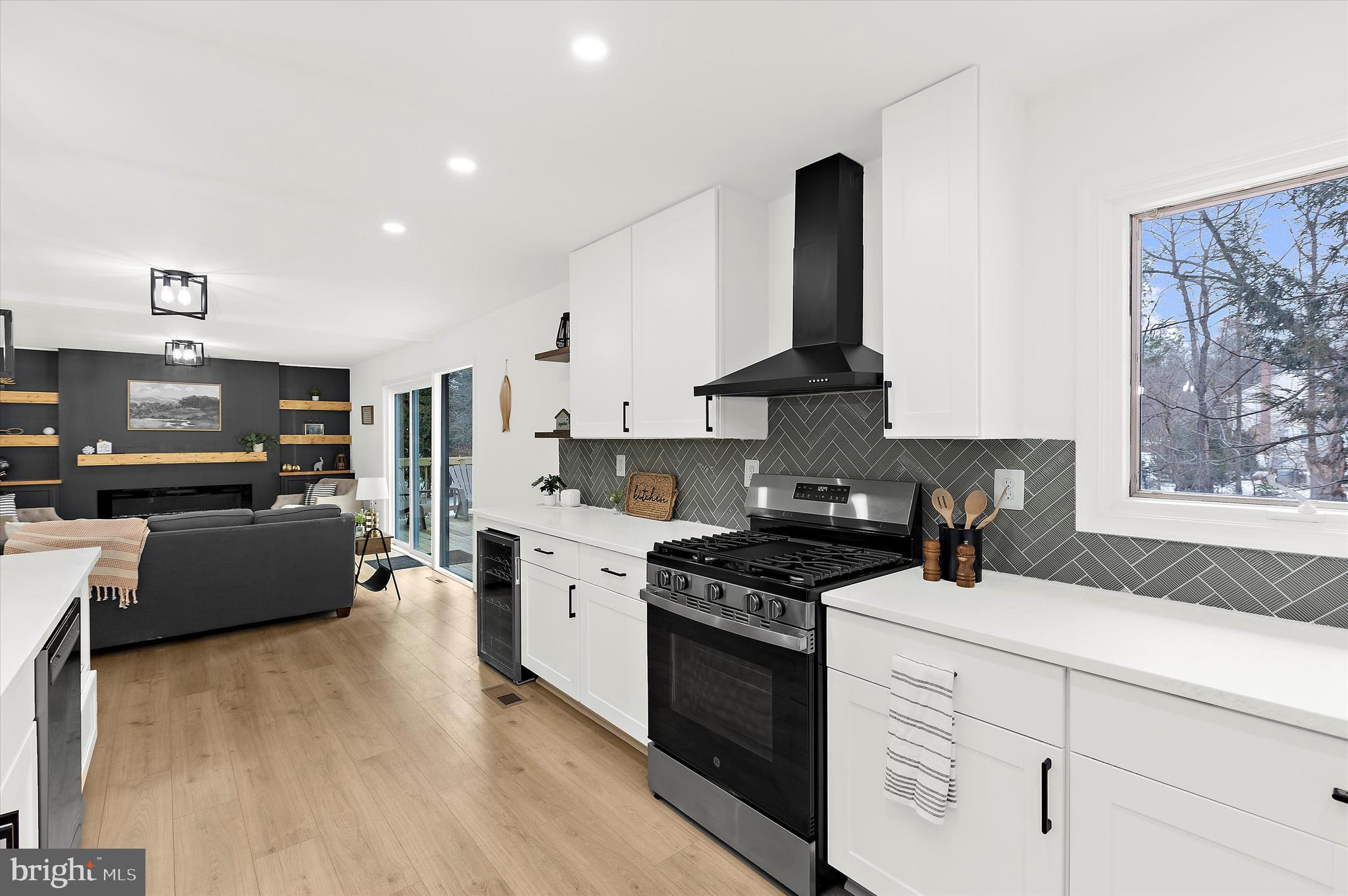 10148 PASTURE GATE LANE