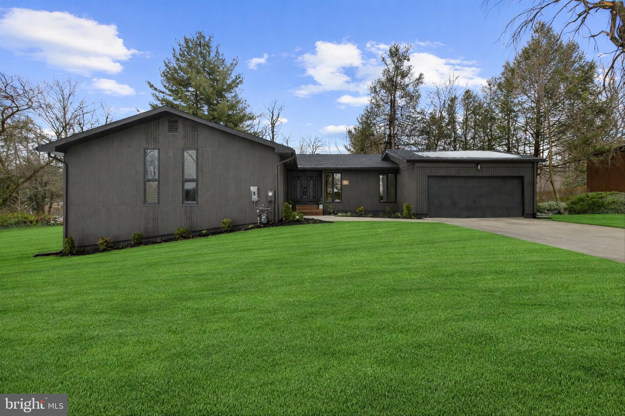 10148 PASTURE GATE LANE