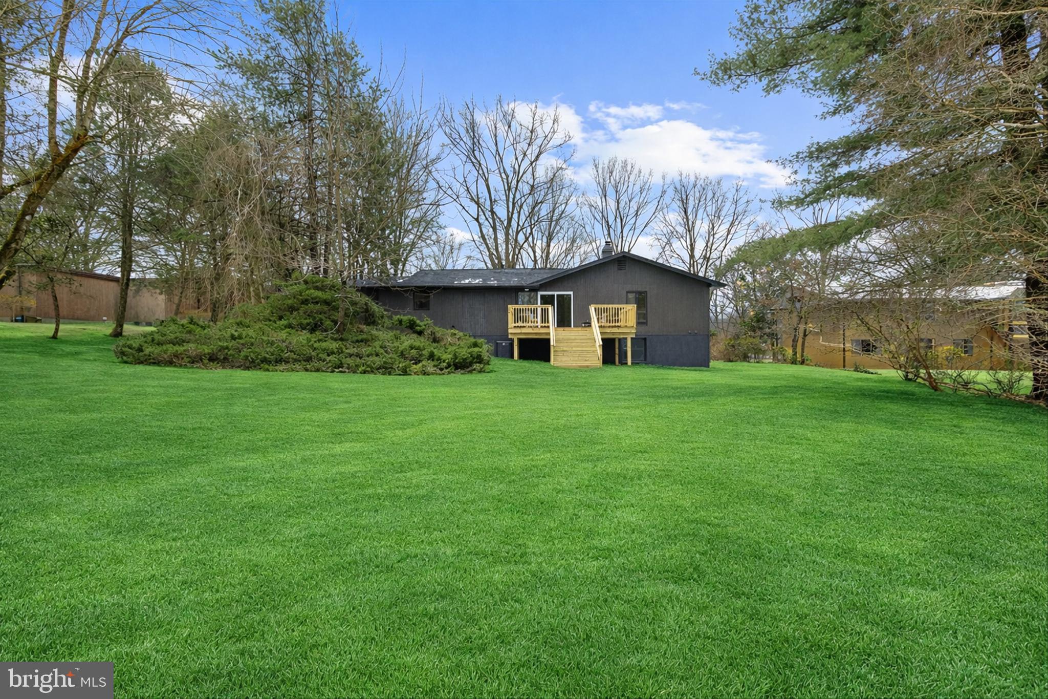 10148 PASTURE GATE LANE