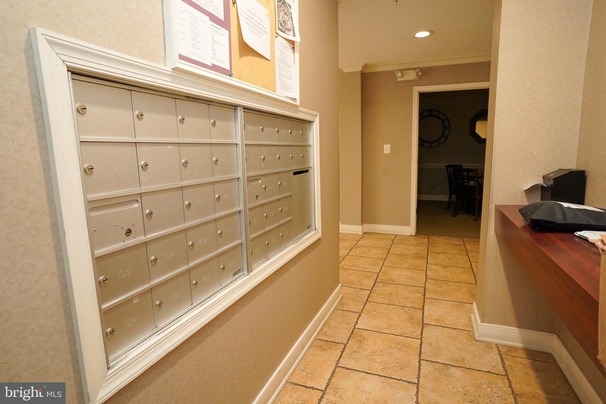 2115 GANTON GREEN G-204