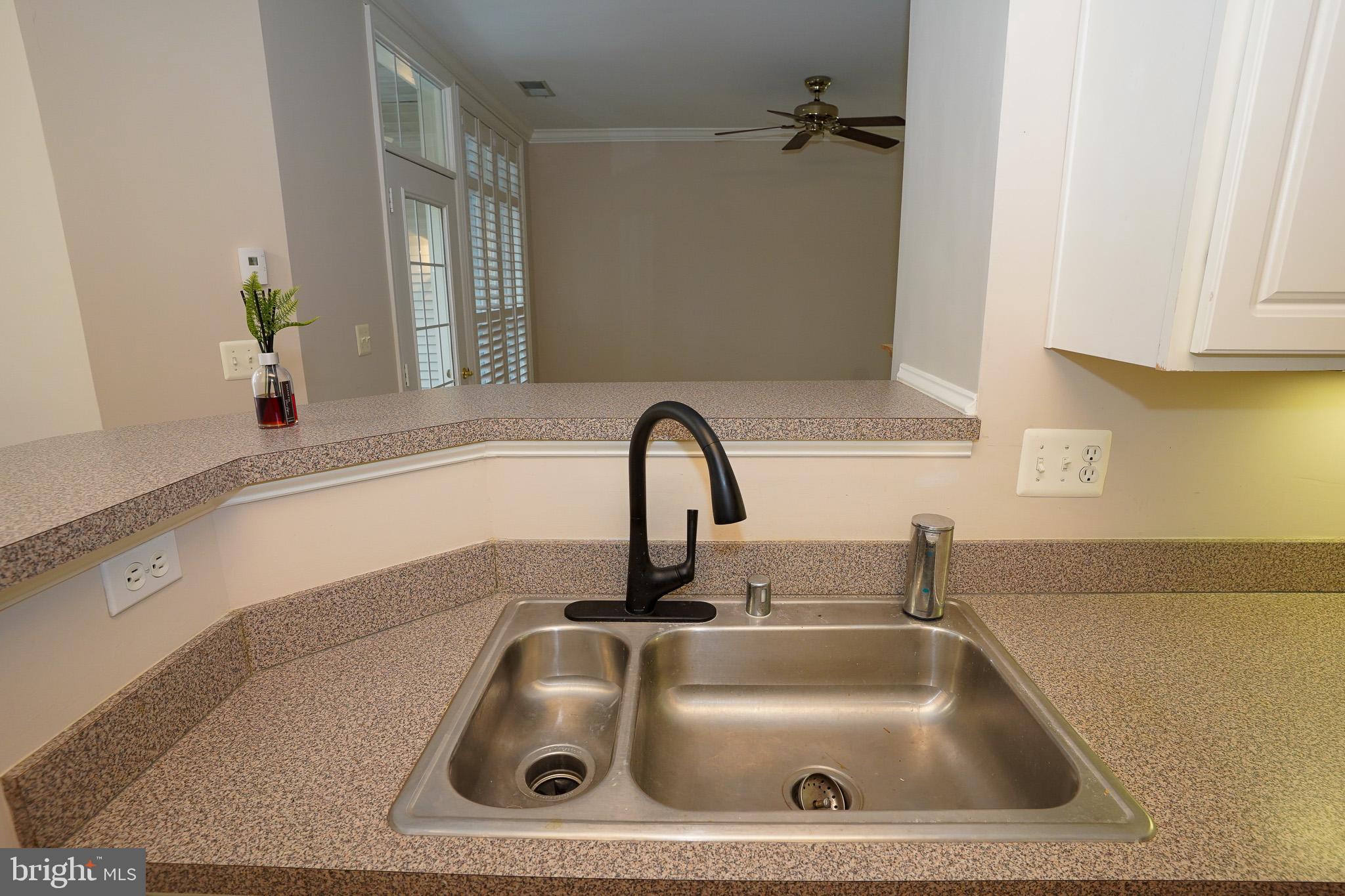 2115 GANTON GREEN G-204