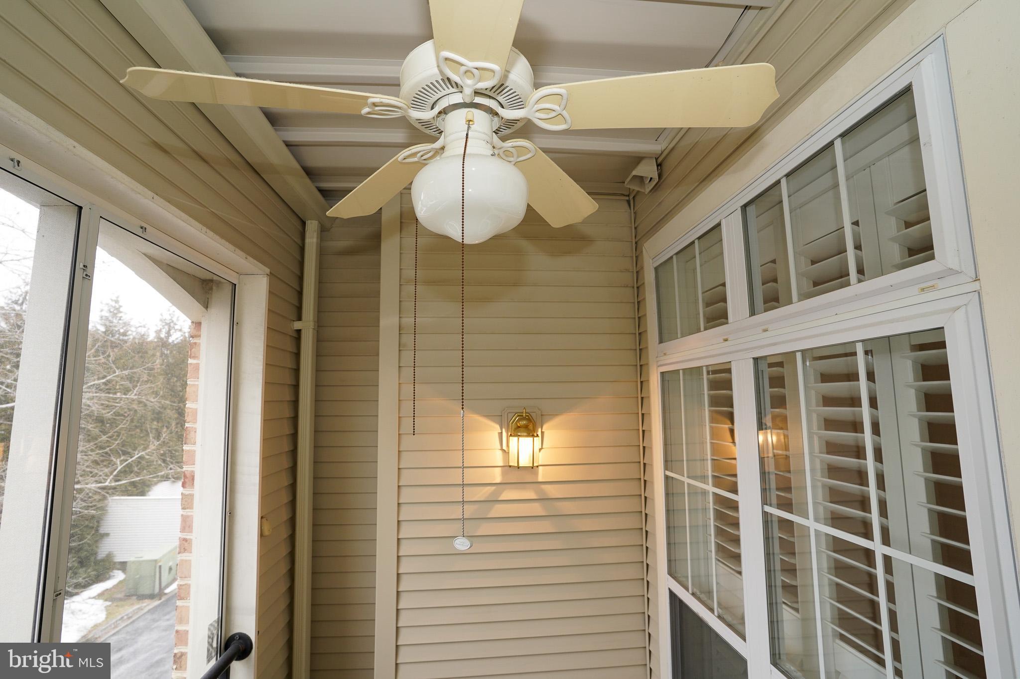 2115 GANTON GREEN G-204