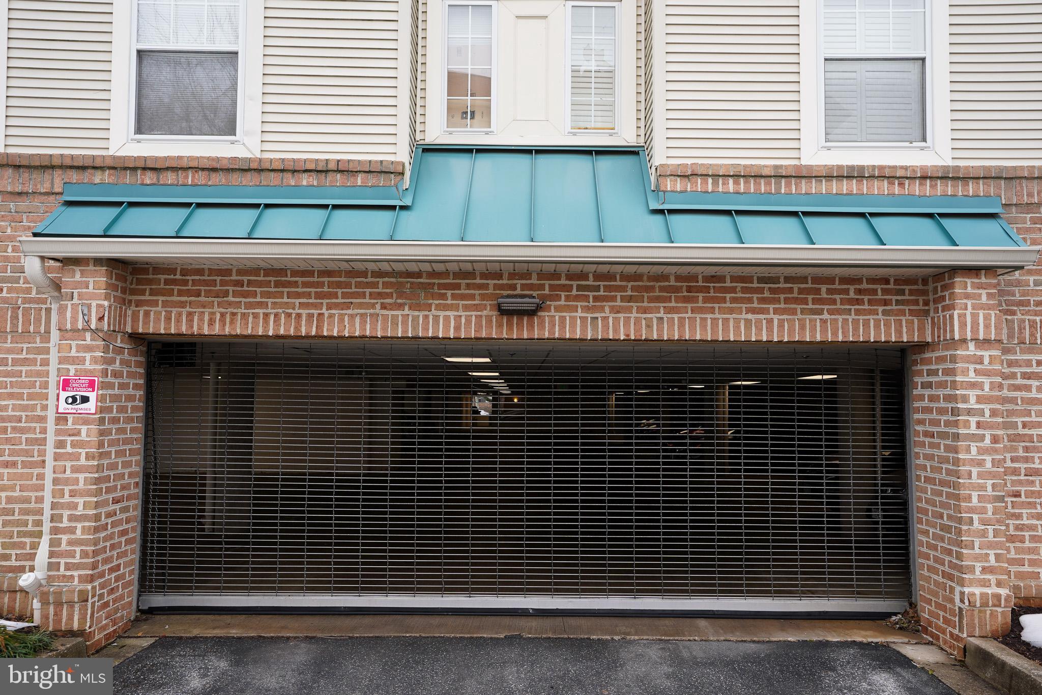 2115 GANTON GREEN G-204