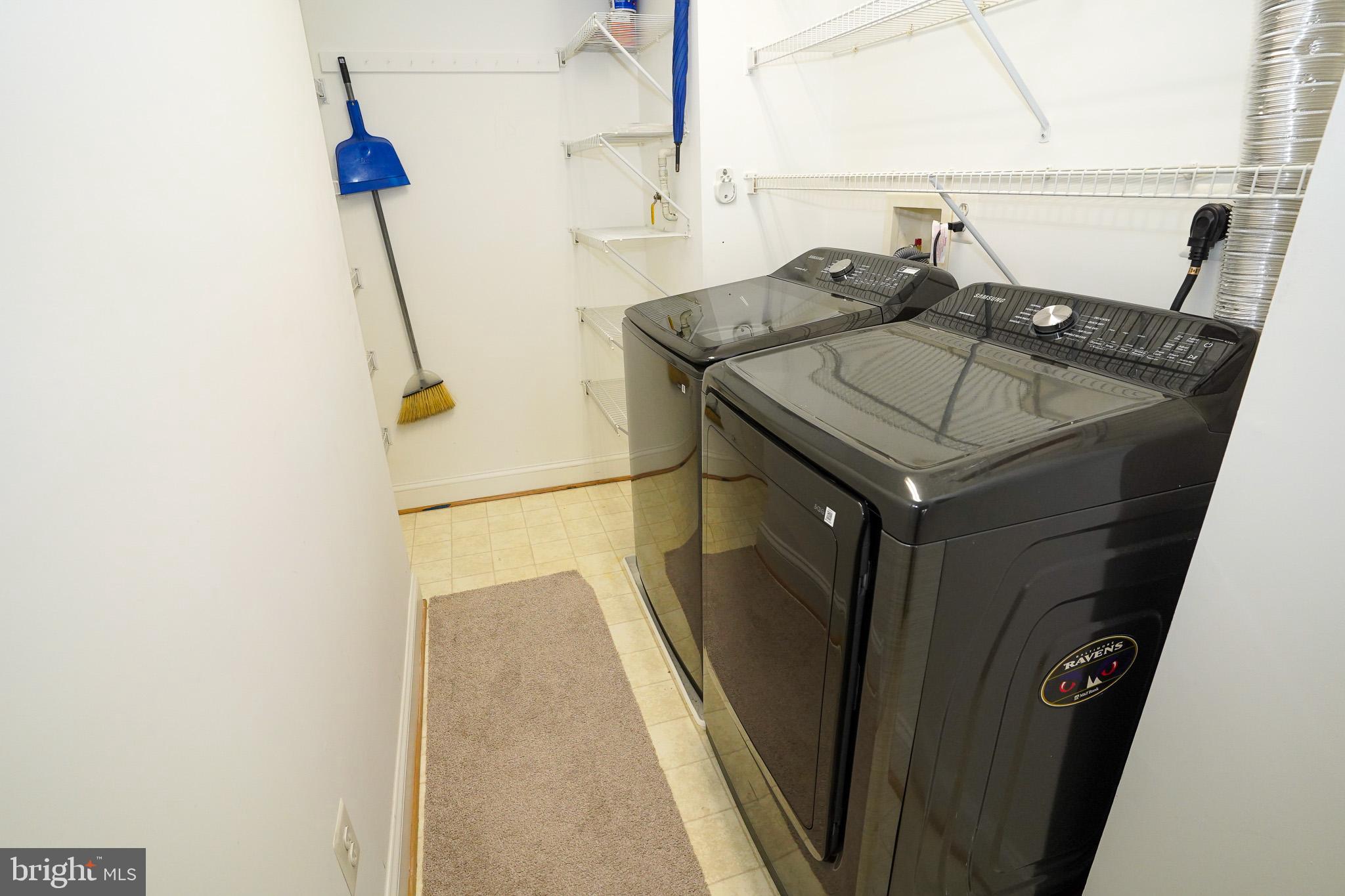 2115 GANTON GREEN G-204