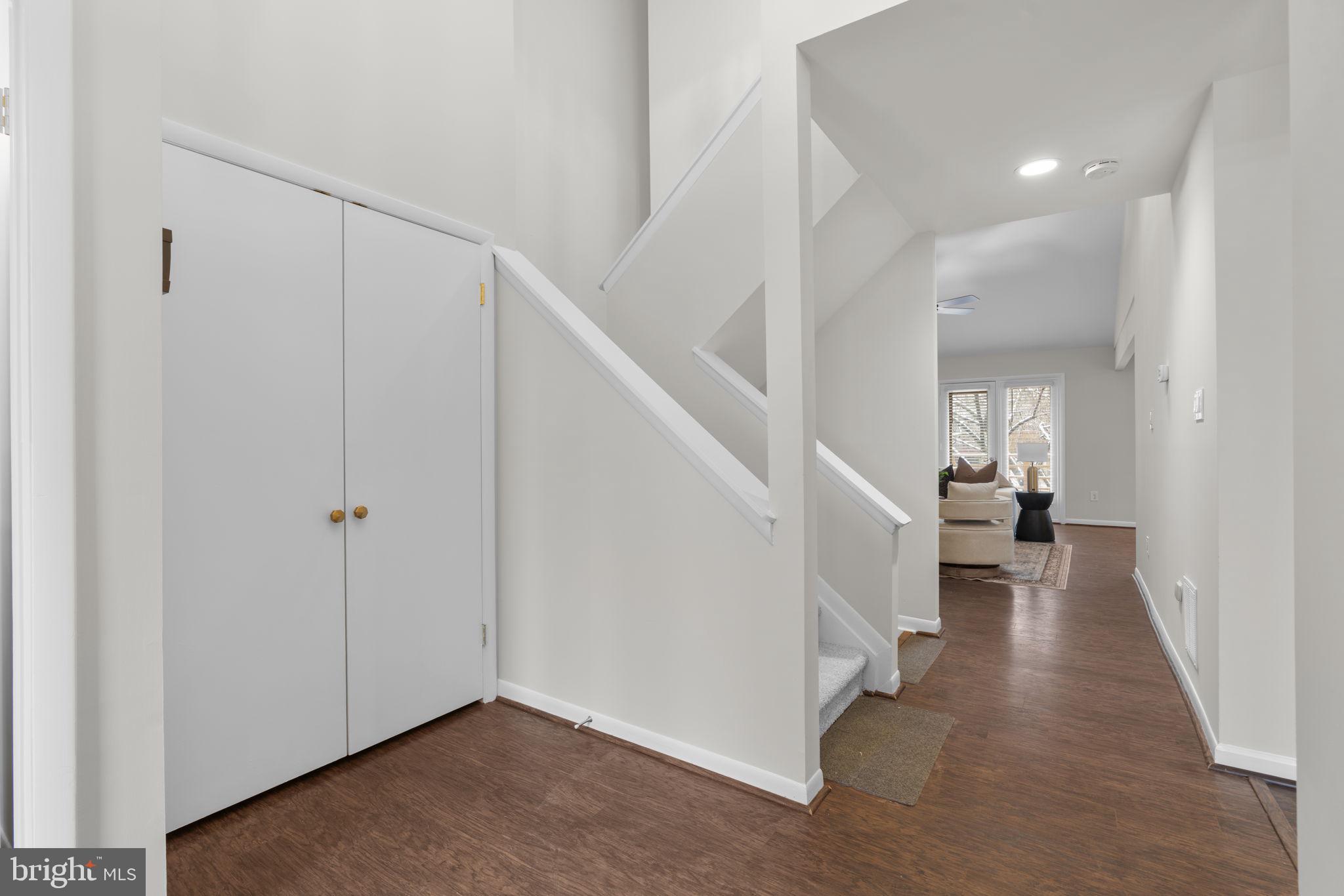 5585 SUFFIELD COURT