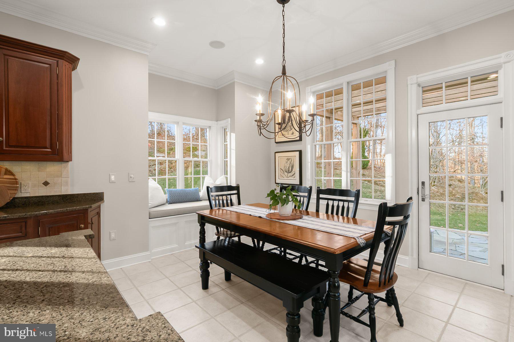 2890 HUNT VALLEY DRIVE