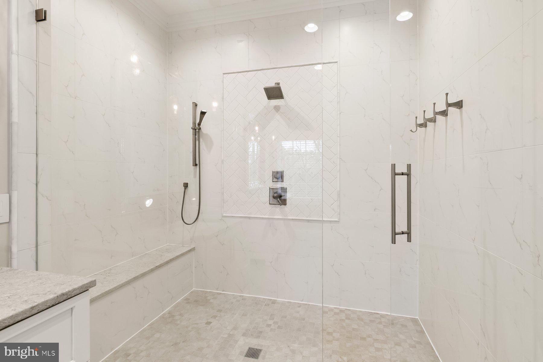 2890 HUNT VALLEY DRIVE