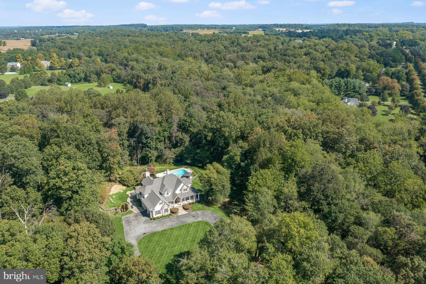 2890 HUNT VALLEY DRIVE