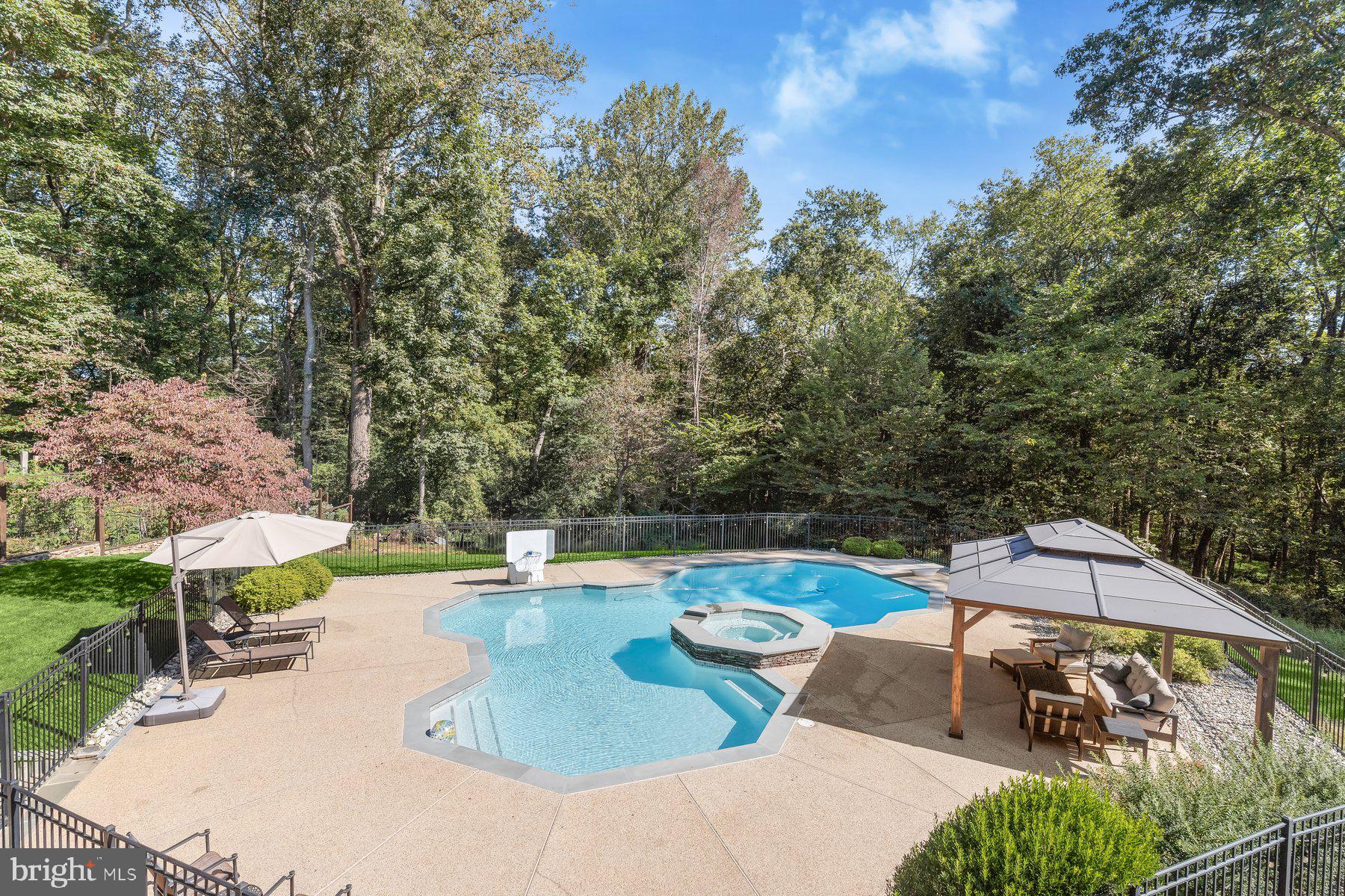 2890 HUNT VALLEY DRIVE