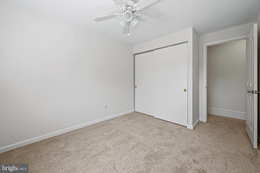 9011 MOVING WATER LANE