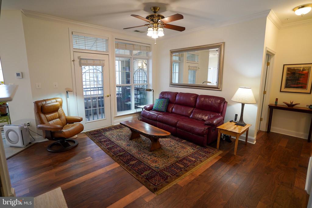 2111 GANTON GREEN