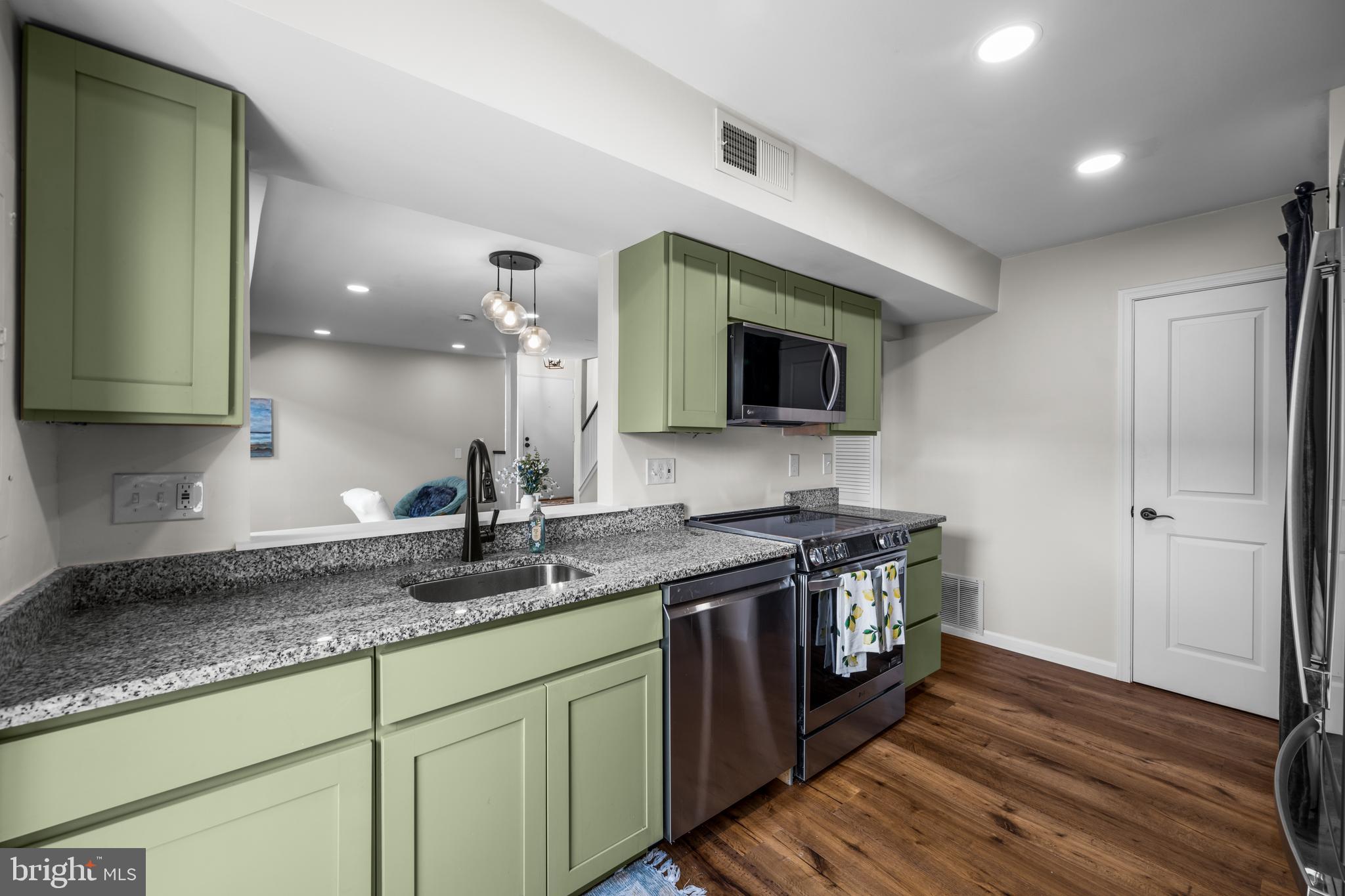 11246 CRYSTAL RUN B-22-3