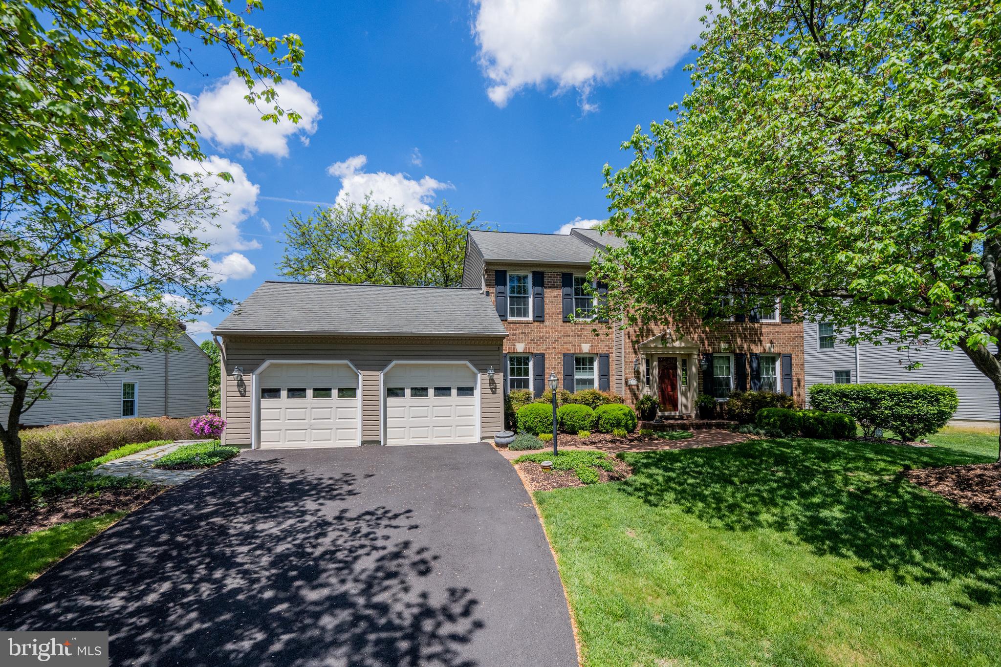 7713 SANDSTONE COURT