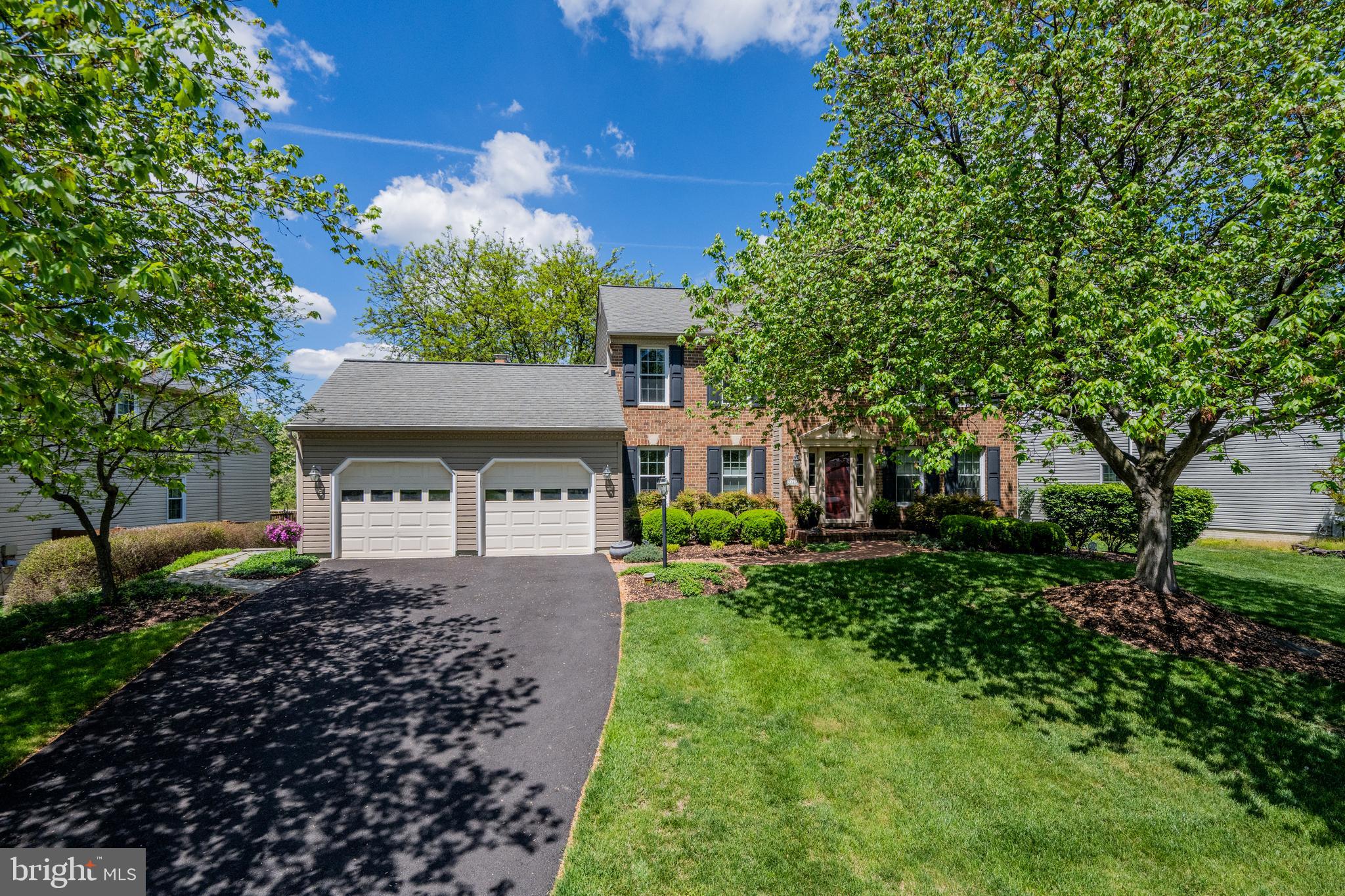 7713 SANDSTONE COURT